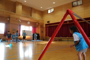 【体育館でのサッカー対決⚽️】しらかわっこくらぶ